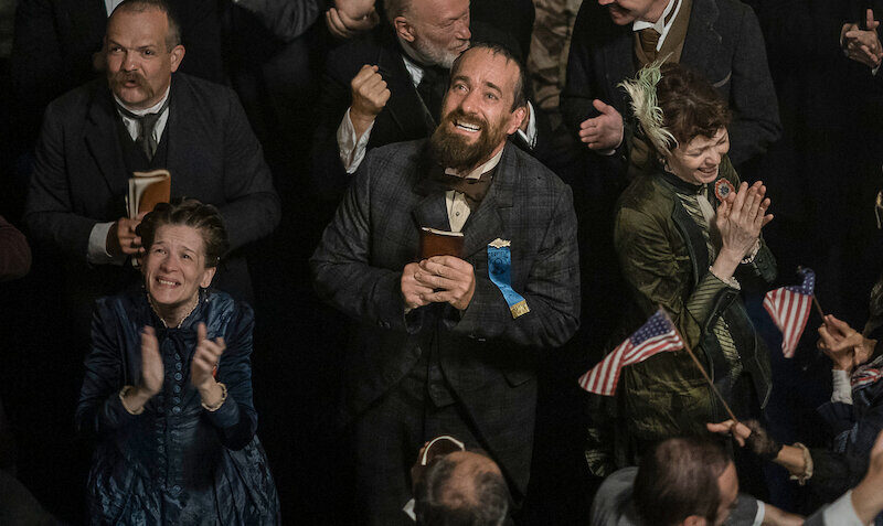 죽음은 섬광처럼: 넷플릭스, 가필드 대통령의 기이하고 잊힌 비극을 되살리다