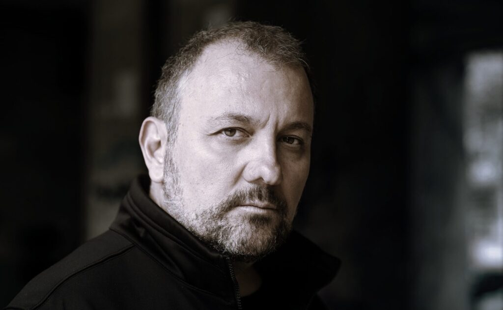 The Chosen’s Stelio Savante Wraps on ‘Green River Killer’ with Arquette, Stahl, Kartheiser and Qualley as ‘Sarah’s Oil’ Hits Third Week in Theaters