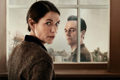 《兽藏我心》：克莱尔·丹尼斯、马修·瑞斯与 Netflix 上的掠食者对决