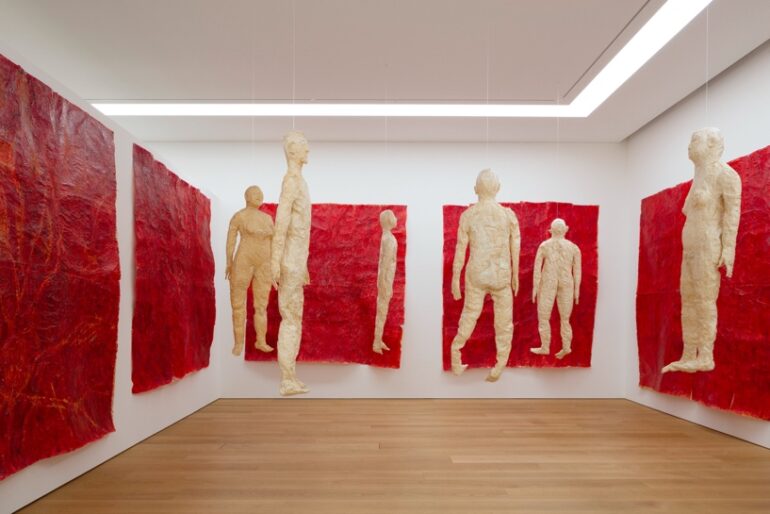 Exposição de Kiki Smith irá justapor obras novas e históricas