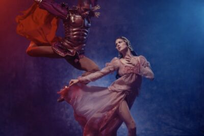 라 루보비치의 ‘오셀로’: 구겐하임 미술관에서 펼쳐지는 심리적 안무의 정수