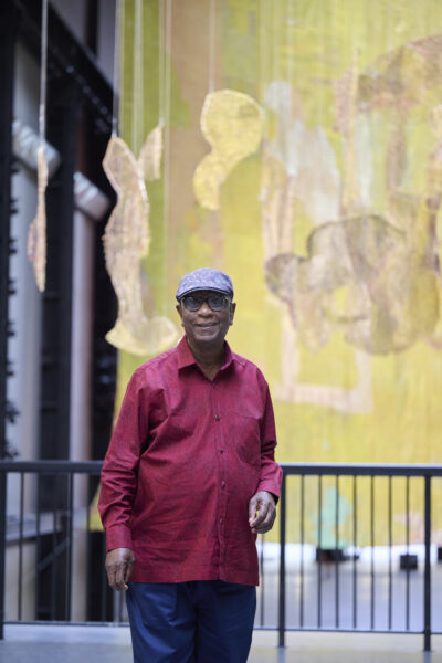 El Anatsui, Hyundai Commission: El Anatsui: Behind the Red Moon, © the artist. Courtesy El Anatsui Studio