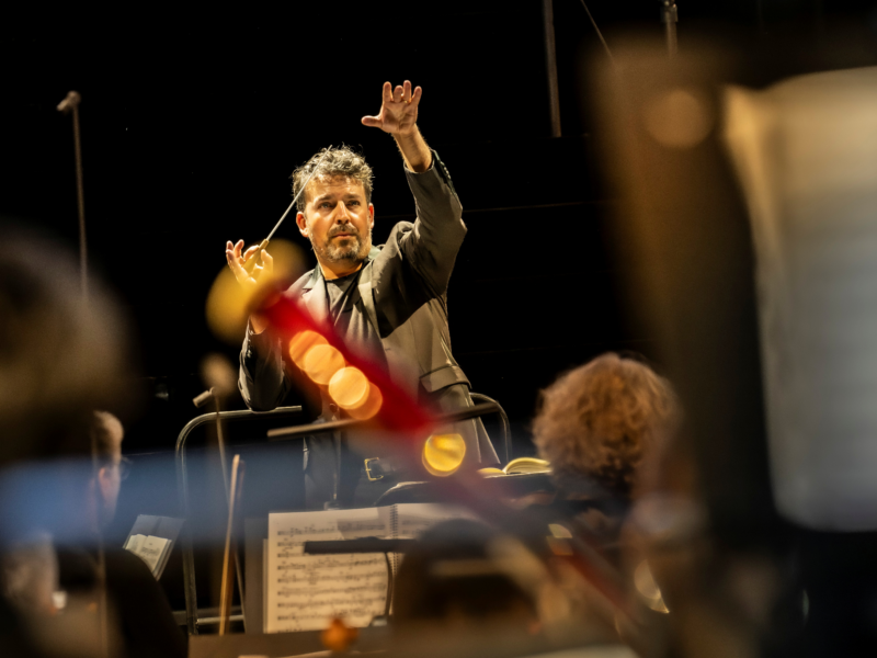 James Gaffigan și identitatea Komische Oper Berlin