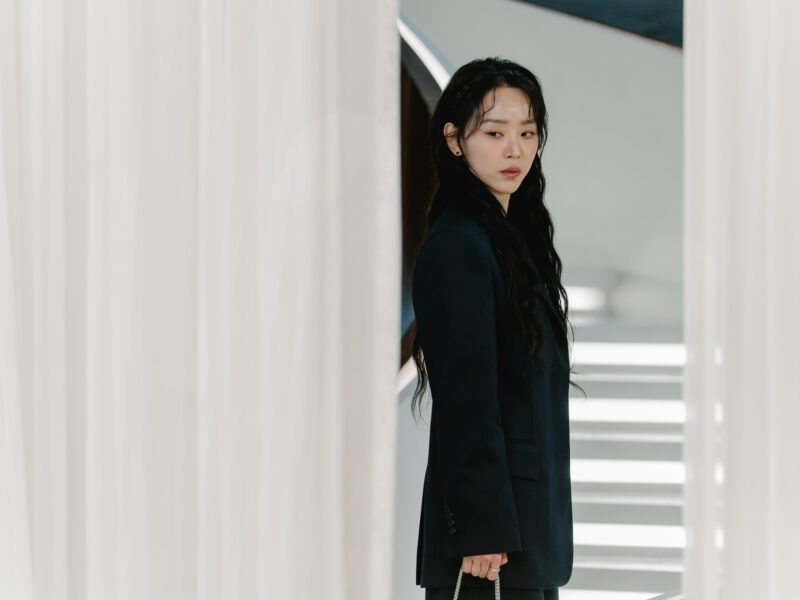 Une vie parfaite bâtie sur un mensonge s’effondre dans The Art of Sarah