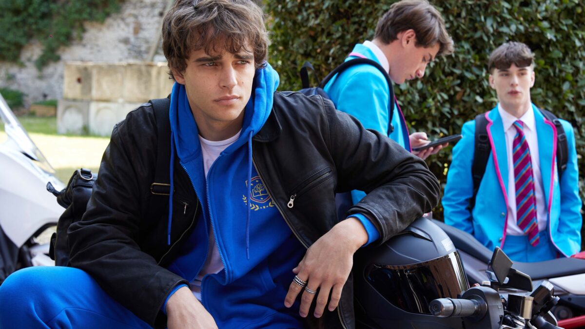 Love Me, Love Me: pasión, duelo y secretos en el nuevo romance juvenil ambientado en Milán