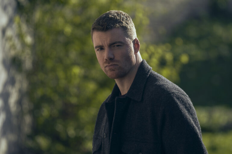 Nocny agent: 3. sezon redefiniuje thriller szpiegowski – Globalny pościg i moralne dylematy