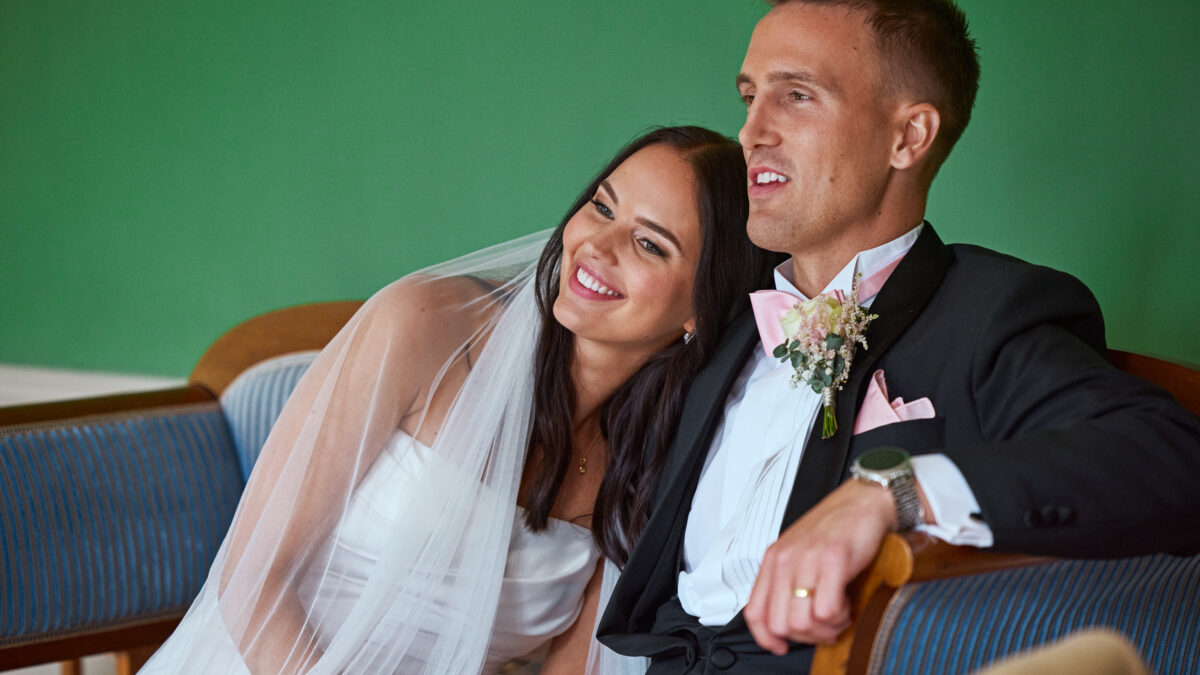 《爱情盲选：瑞典篇》：当北欧精英将亲密关系变成一场企业并购