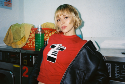 안젤과 저스티스: 프렌치 터치의 재구축 – 화려한 팝의 문법을 해체하고 밤의 거친 질감으로 거듭나다