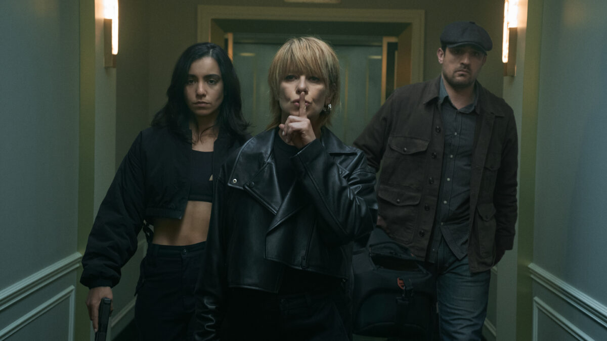 黑色正义：第2季与城市叛乱的粉碎性剖析