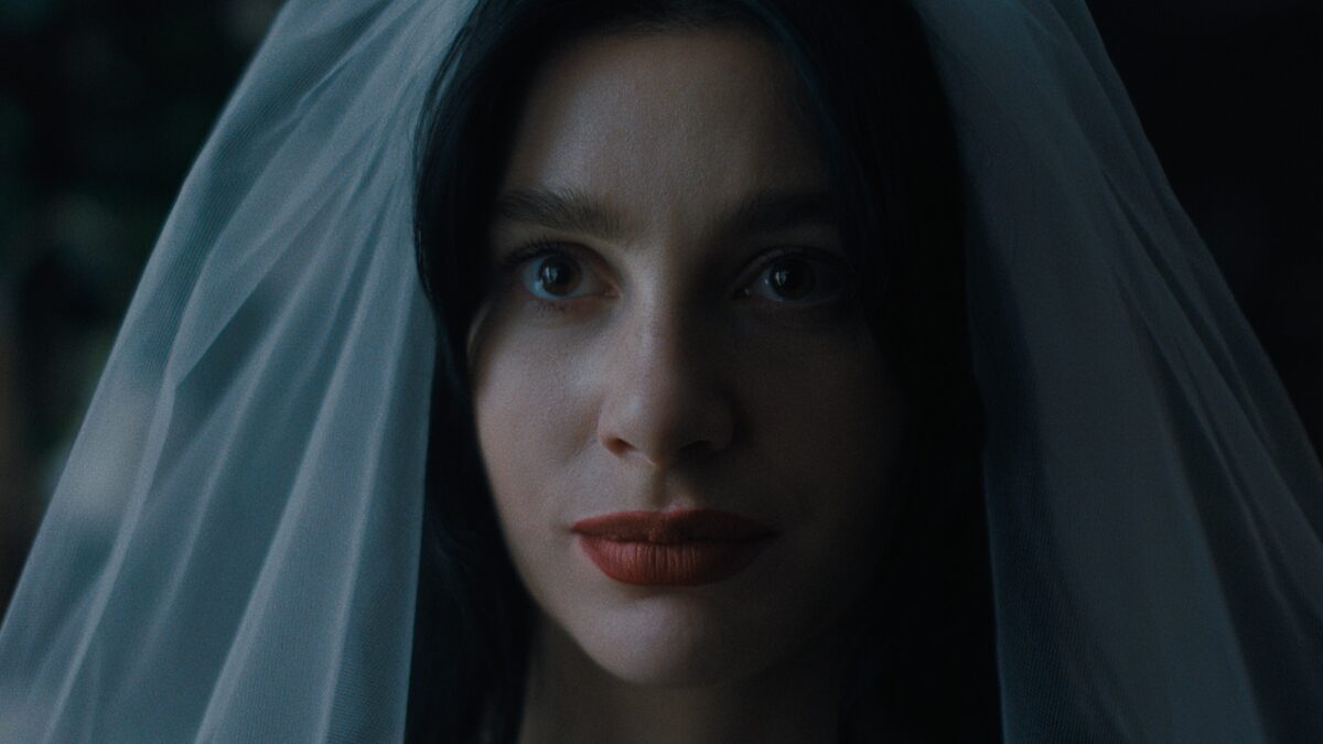 《命中婚劫》：达弗兄弟携手Netflix推出婚礼恐怖剧，将一个女人的理智一点点蚕食殆尽