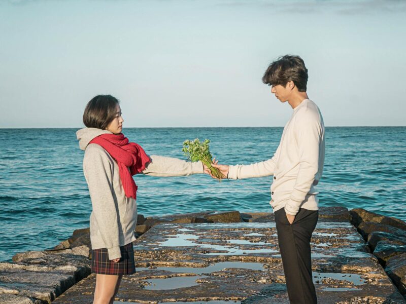 Gong Yoo et le cast de Goblin se retrouvent dix ans après pour un spécial voyage sur tvN