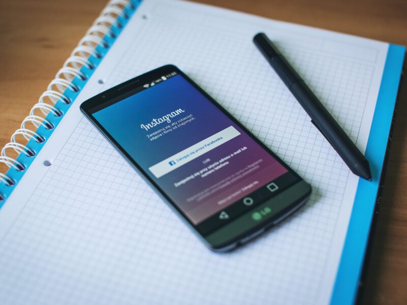 Instagram picks Spain and Italy to test Instants, its Snapchat copy 15 years late