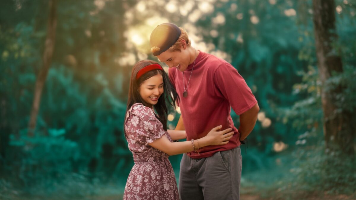 ネットフリックス映画『18本目のバラ』が問いかけること——計画していなかった初恋が、自分とは何かという問いを避けられなくする理由