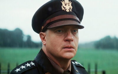 Andrew Scott lê o céu e Brendan Fraser carrega a guerra em A Pressão, de Maras