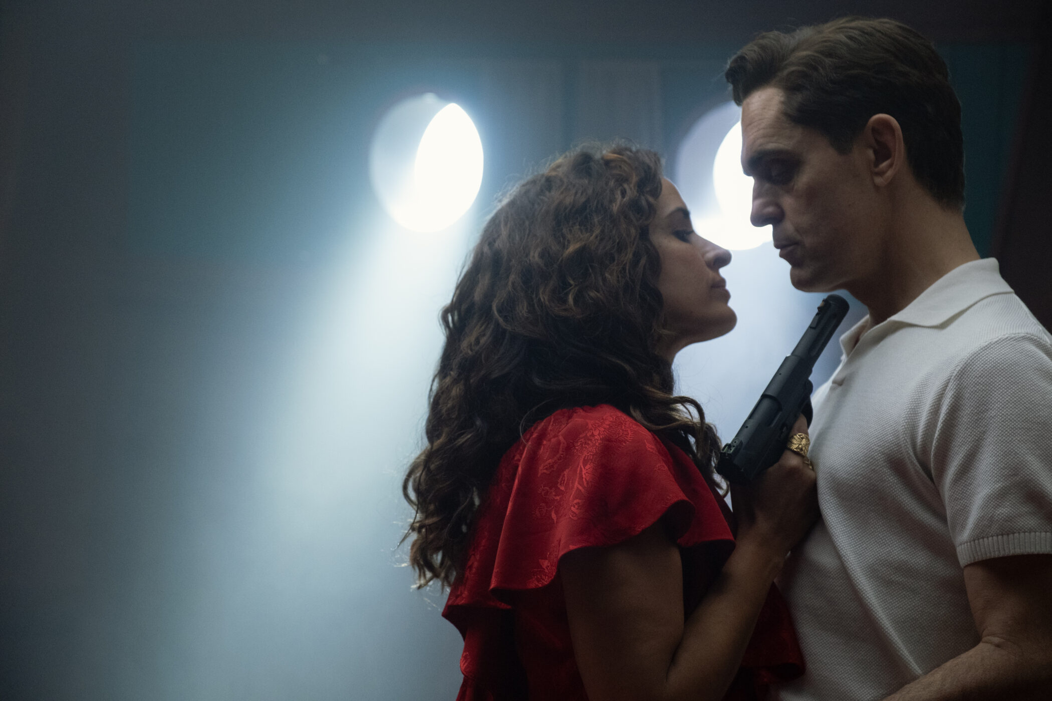 Berlim e a Dama com Arminho na Netflix: o quadro é a isca, o Duque é o alvo