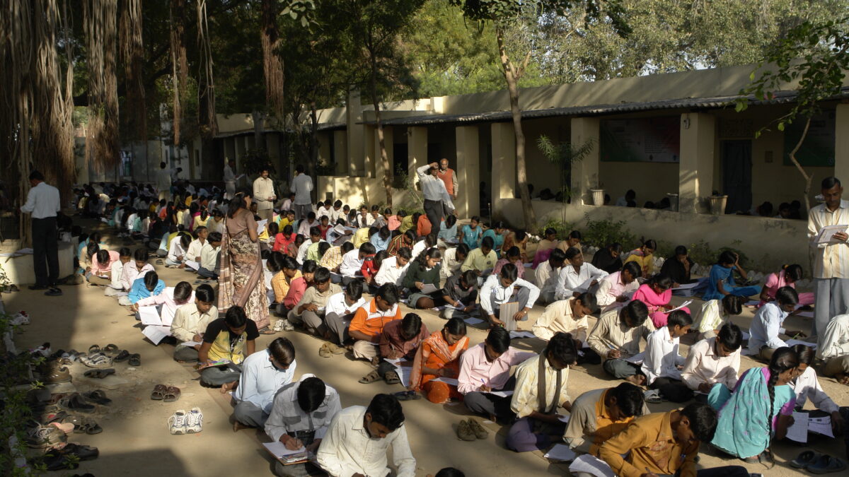Ein Jugendlicher konnte im Prüfungsportal Indiens die Noten jedes Schülers ändern