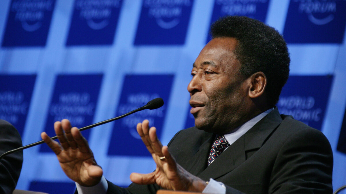 Pelé, the throne and the silence that came with it