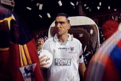Vinnie Jones, o homem mais duro do futebol inglês decidiu chorar na frente da câmera