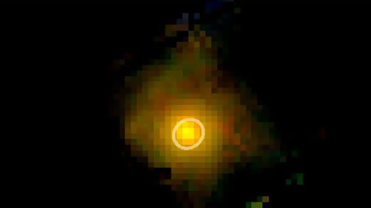 Webb encontró una galaxia varias veces más masiva que la Vía Láctea y casi no rota
