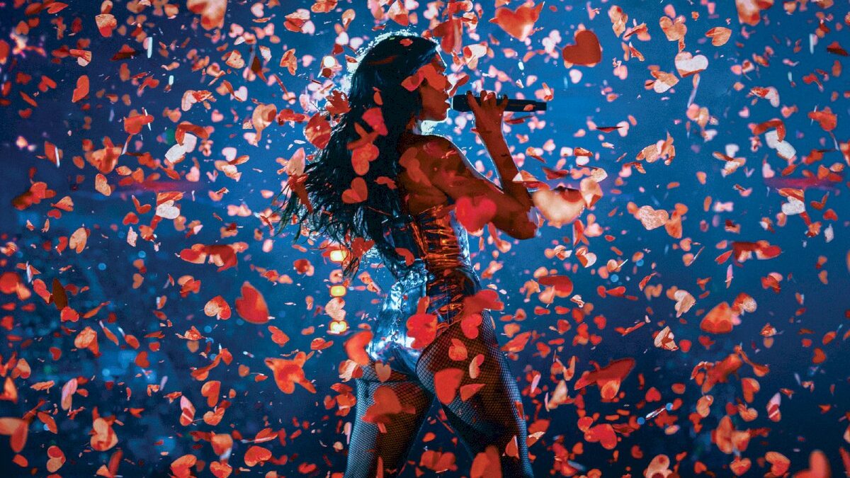 Dua Lipa veröffentlicht ‚End of an Era (Live from Mexico)‘ und nutzt den Titel als Abschied vom aktuellen Kapitel