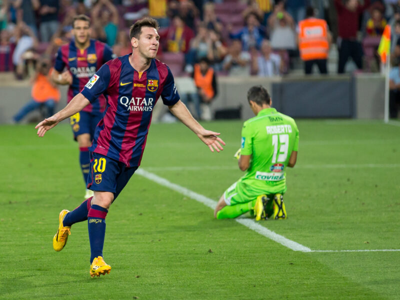 Lionel Messi, o número dez já em estátua que ainda não disse quando pára