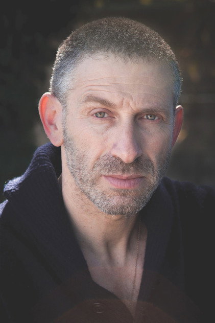 マーク・イヴァニール 役 Marcel Goldberg