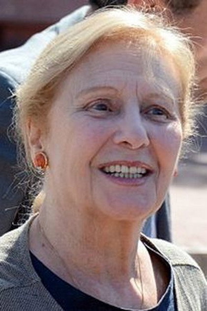 Giulia Lazzarini como Maddalena Orsini