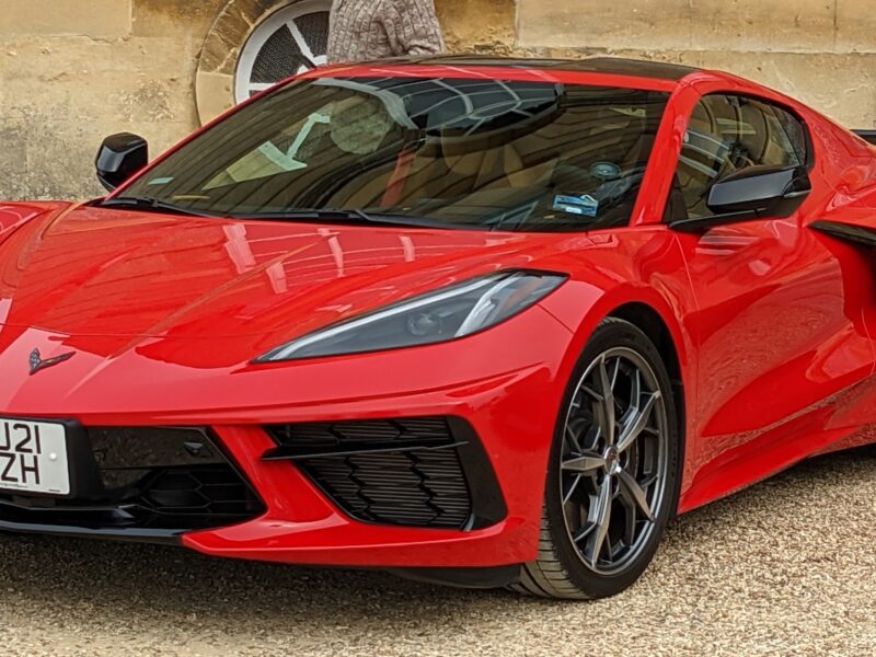 Ahorró un millón para jubilarse. El Corvette le cobra más de lo que parece