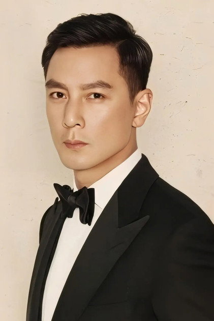Daniel Wu como Saint Joe