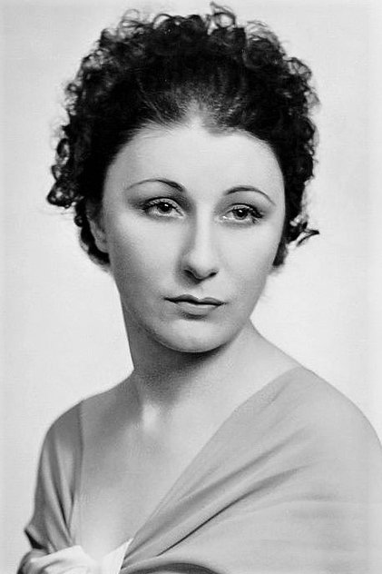 Judith Anderson como Ann Treadwell