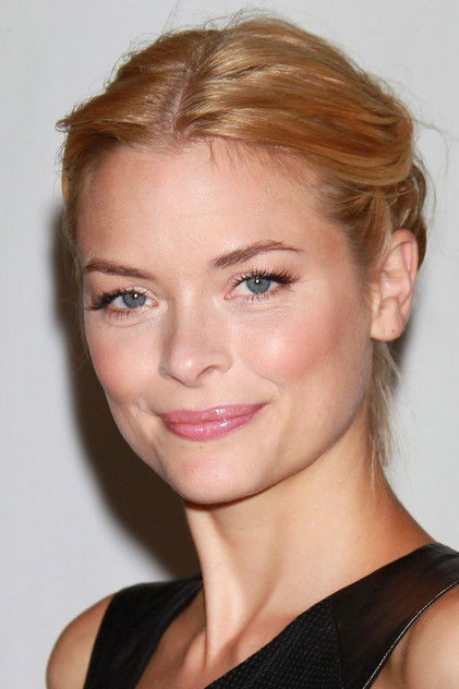 Jaime King como Banshee