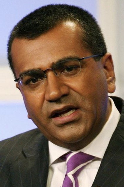 Martin Bashir 역 Self