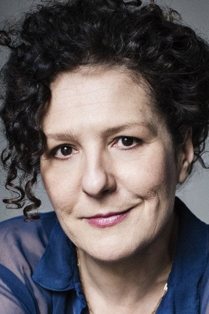 Caroline Loncq como Maria