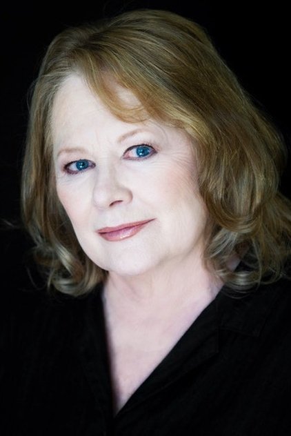 Shirley Knight como Beverly Connelly