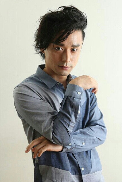 加藤慎吾 dans le rôle de Haida (voice) / Resasuke (voice) / CEO (voice)