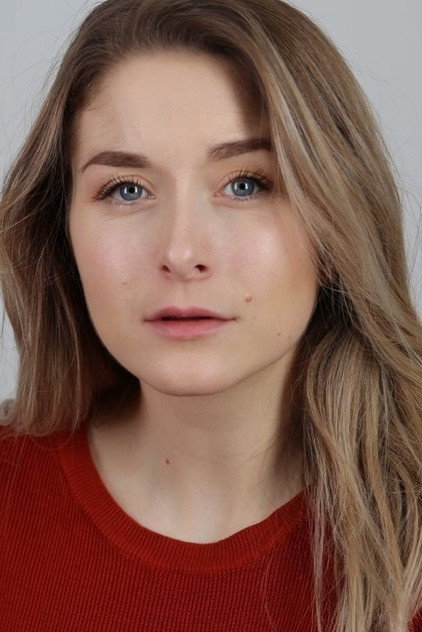 Cecilie Svendsen como Josefine