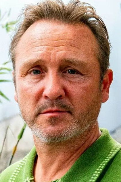 Lars Ranthe como Far