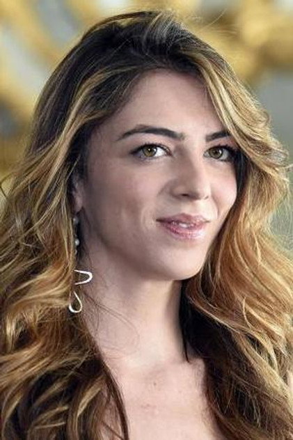 Giulia Andò como Assuntina