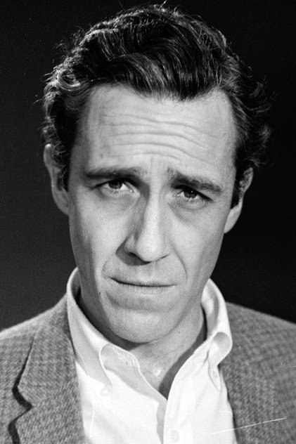 Jason Robards as Earl Partridge