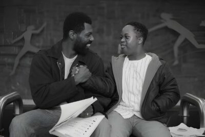 Cartea de colorat pe Netflix: un tată, un fiu și o zi alb-negru prin Atlanta