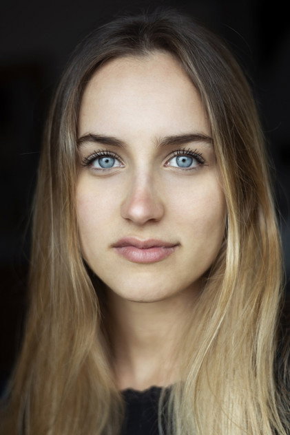 Claudia Stecher como Giorgia