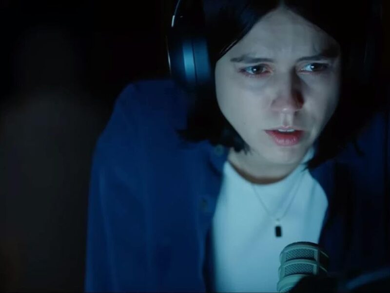 undertone nos cinemas: o terror é uma filha ouvindo a mãe morrer