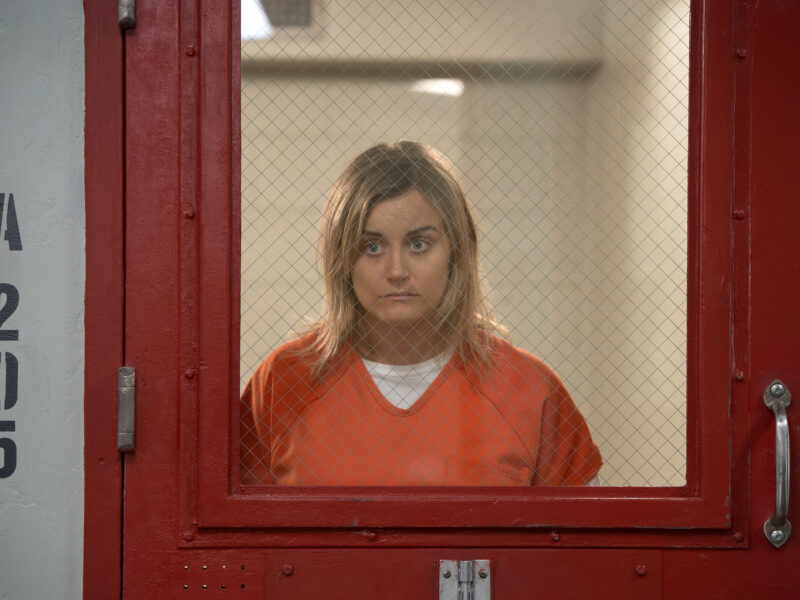 NBC ne lâche pas Taylor Schilling et réécrit &lsquo;What the Dead Know&rsquo; plutôt que d&rsquo;y renoncer