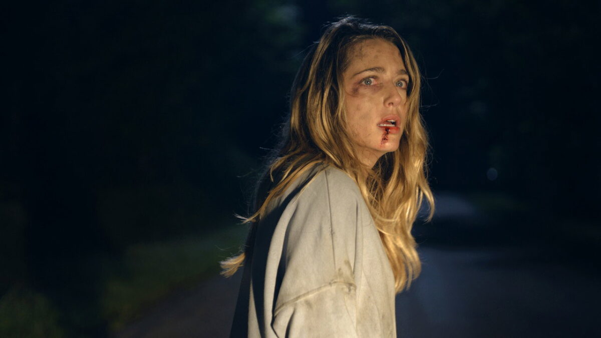 En ‘Affection’, Jessica Rothe no reconoce al marido que jura ser suyo
