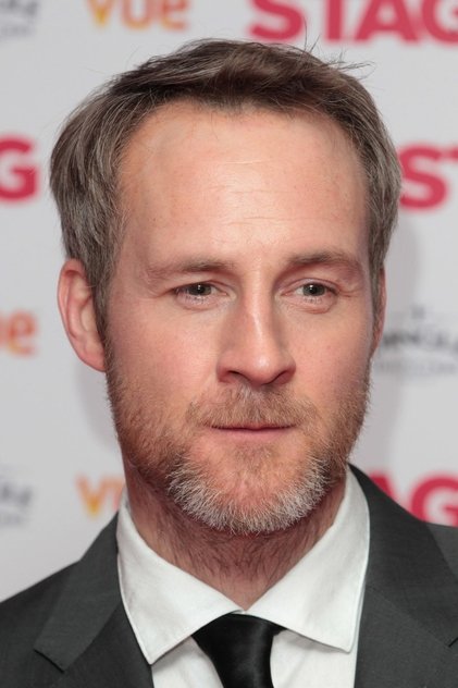 Peter McDonald como Sandy