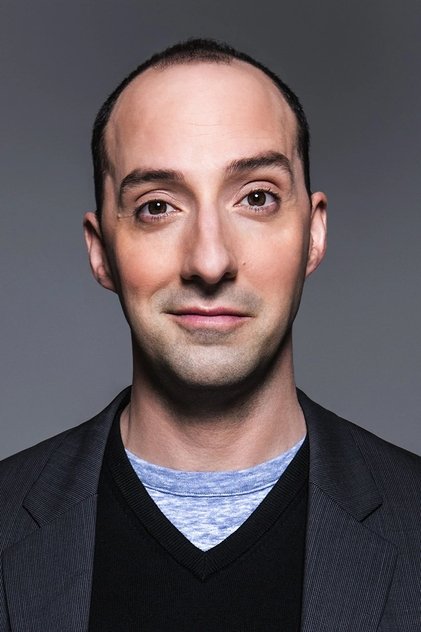 Tony Hale als George Zein