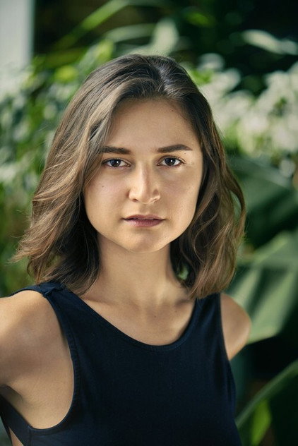 Isabella Nefar dans le rôle de Yassi