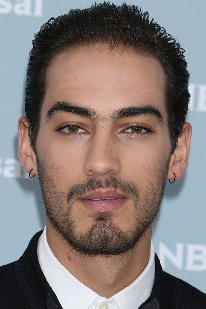 Michel Duval dans le rôle de Manuel