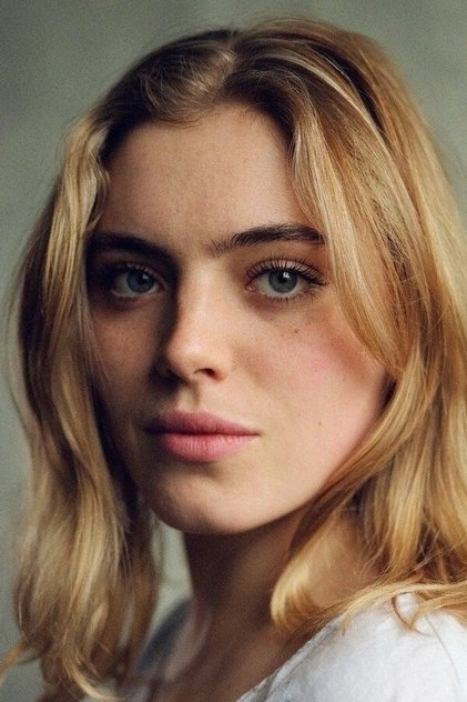 Bella Maclean como Taggie O'Hara