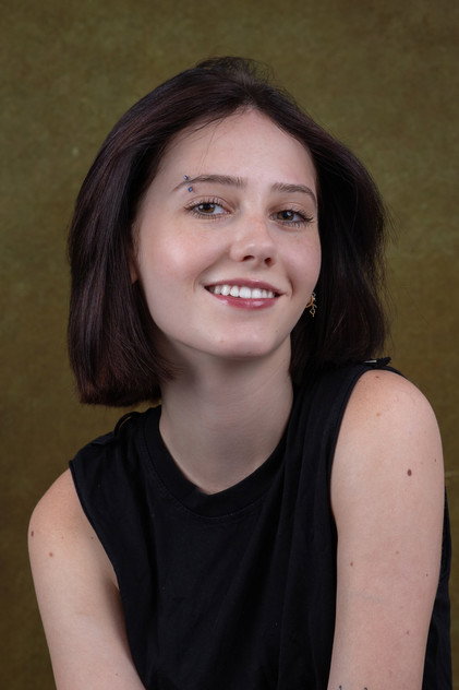Scarlett Rayner 饰 Briar